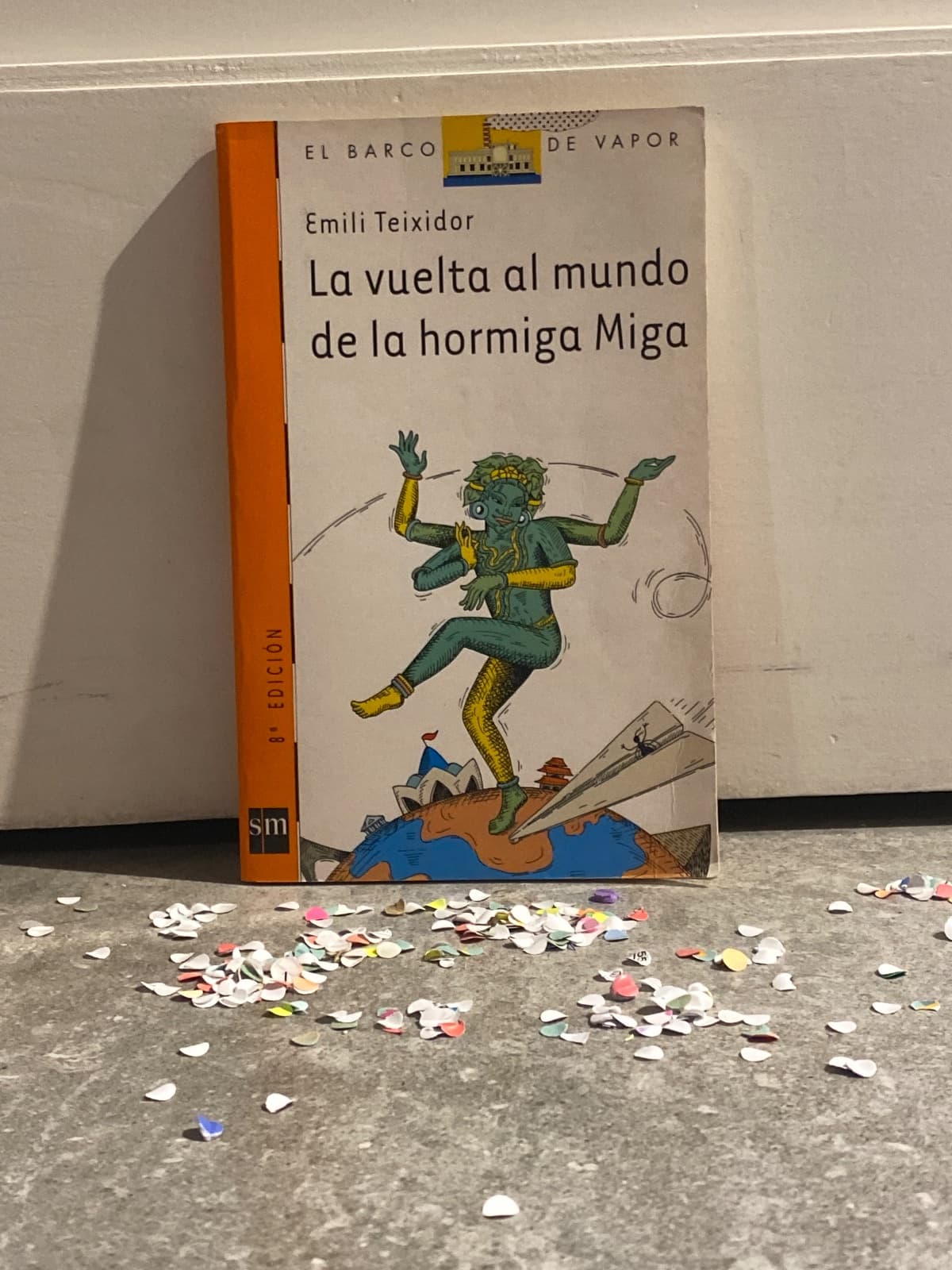 La vuelta al mundo de la hormiga Miga